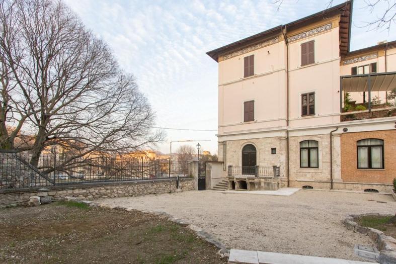 Villino Mari Camere Con Parcheggio Privato Gratuito Асколи-Пичено Экстерьер фото